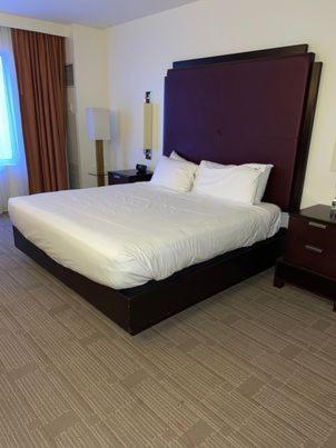 Hard Rock Hotel & Casino בילוקסי מראה חיצוני תמונה A king bed